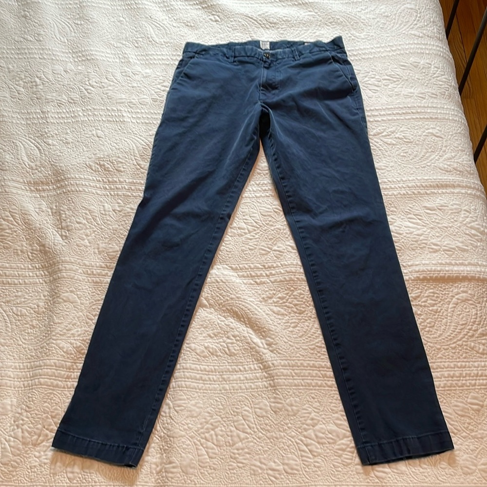 Stylish Slim Fit Gap Chinos, 34x34